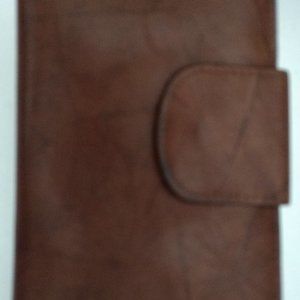 Kenneth Cole Women’s Brown Leather French Wallet
